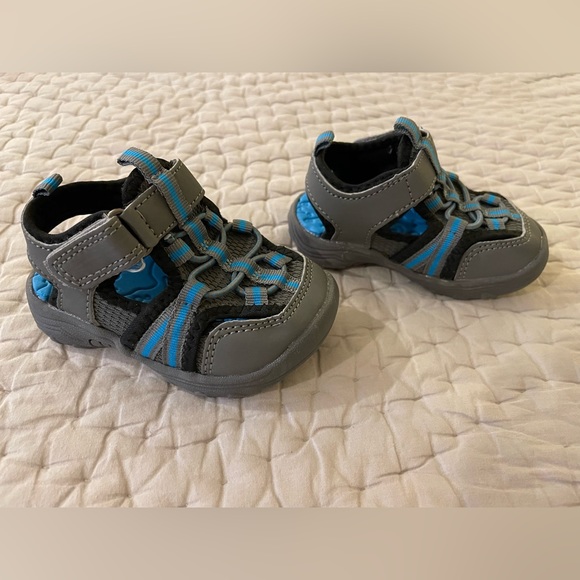 Koala Kids Sandals Size 4 - Picture 2 of 7